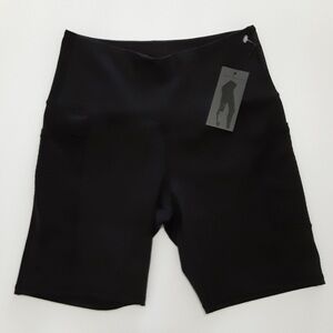 LEGEND Women Shorts ( M  )